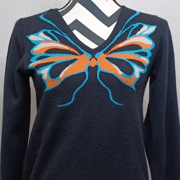 Whimsigoth Butterfly Print Cashmere V-Neck Ribbed Hem Sweater - Picture 4 of 11